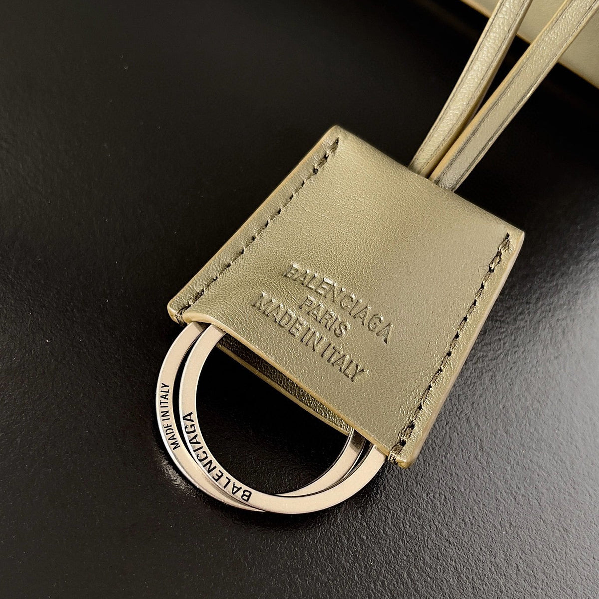 BAL MEDIUM RODEO BAG