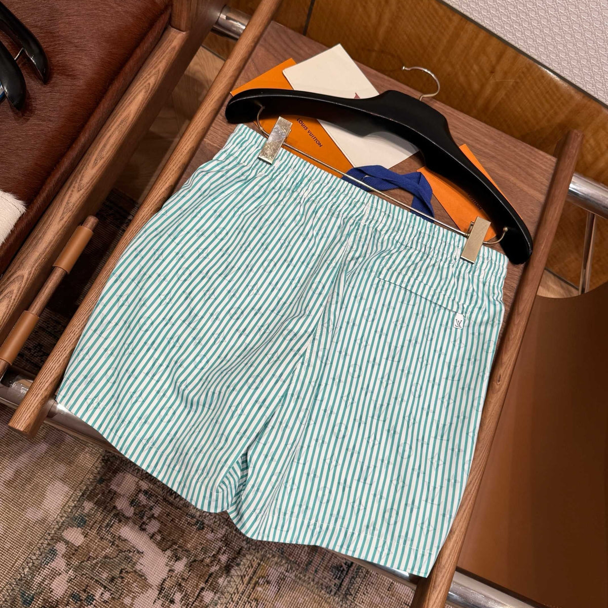 LOU SHORTS