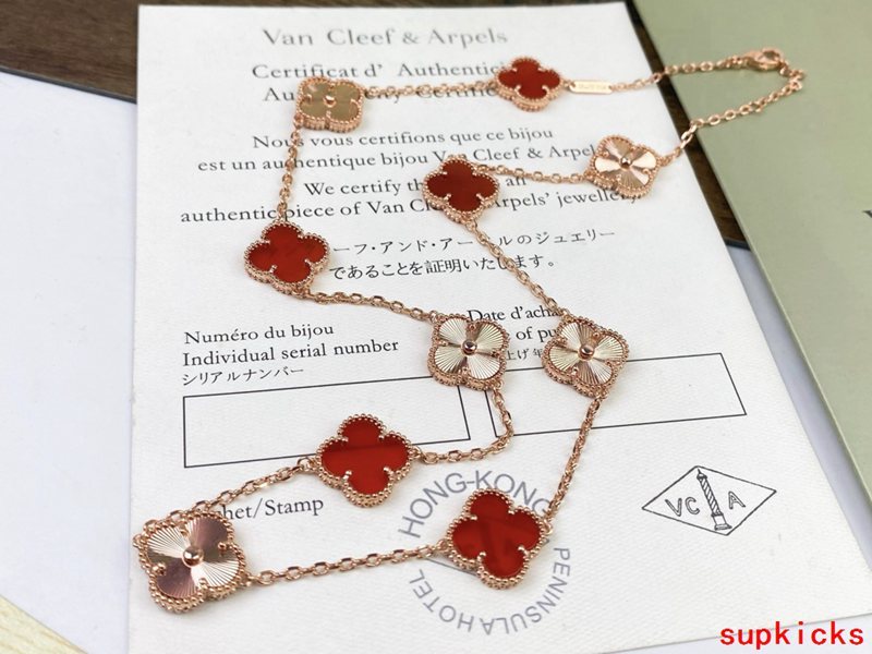 Van Cleef & Arples Jewelry
