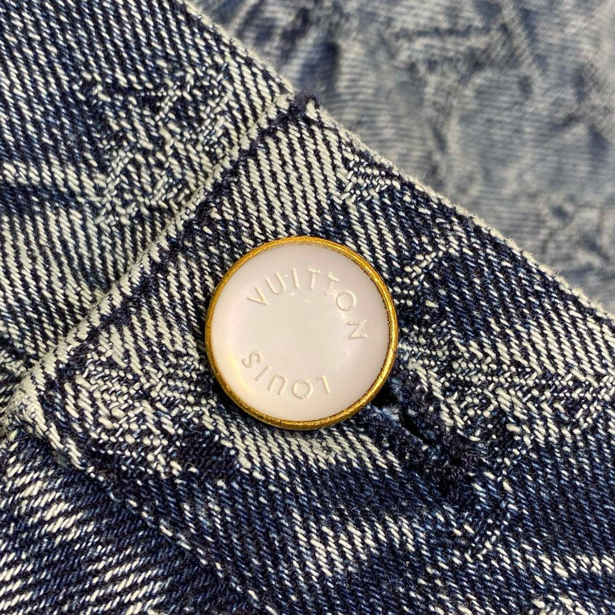 LOU DENIM SHIRT