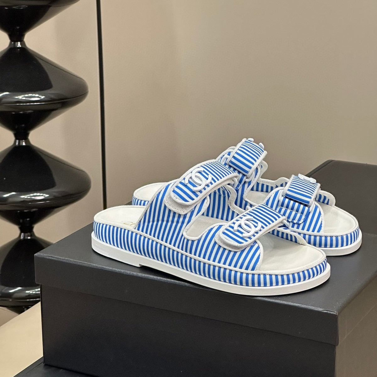 CC SANDALS
