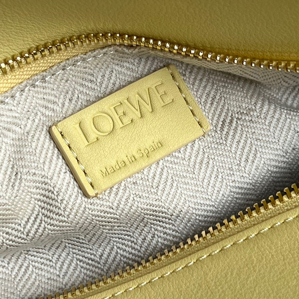LOEW SMALL PUZZLE EDGE BAG