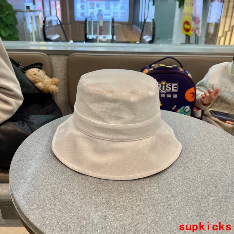 Louis Vuitton Luxury Cap