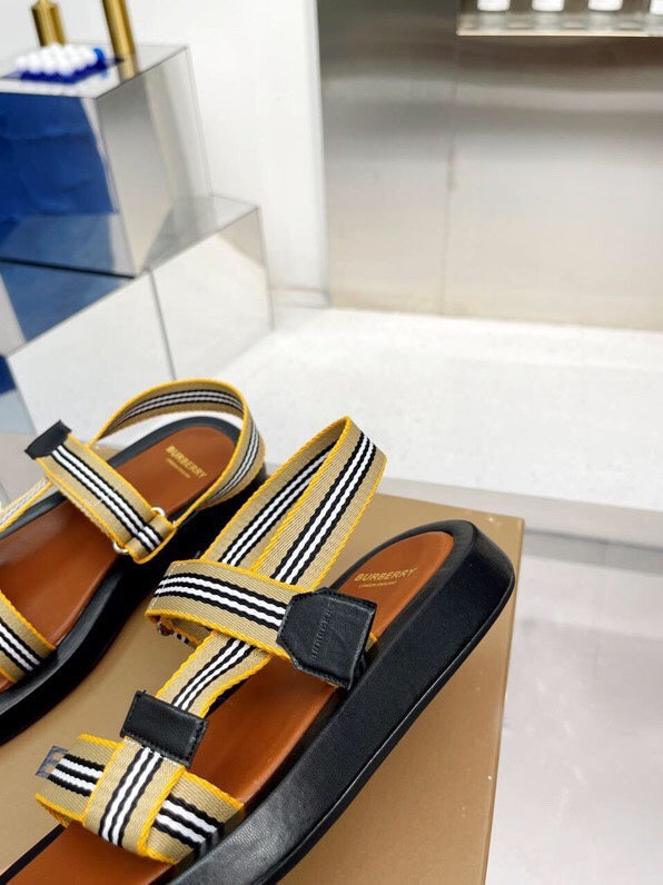 Burberry Luxury Shoes