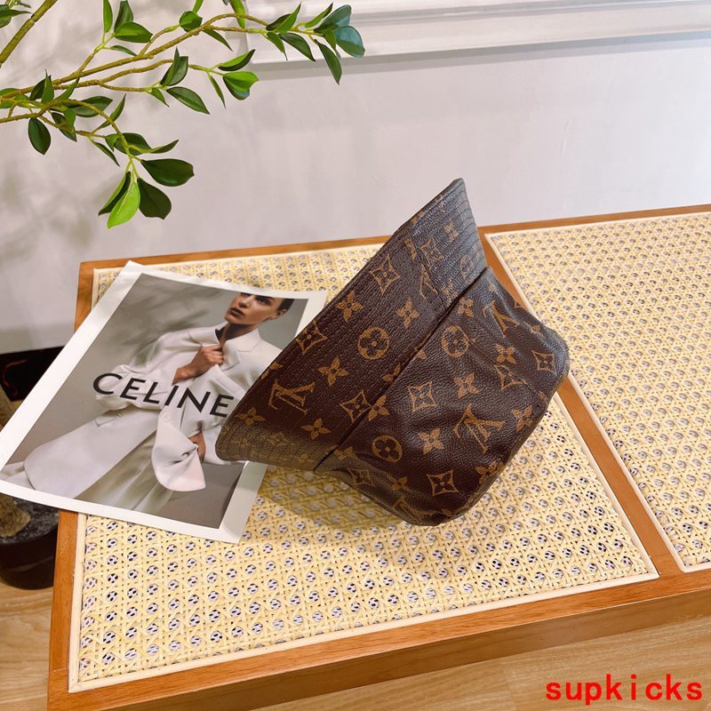 Louis Vuitton Luxury Cap