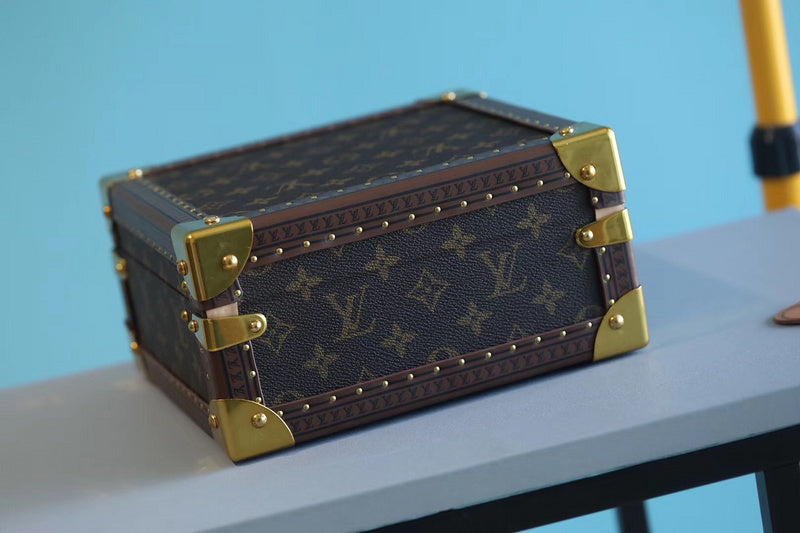 I W Fashion Lu-Vi bags - 9527