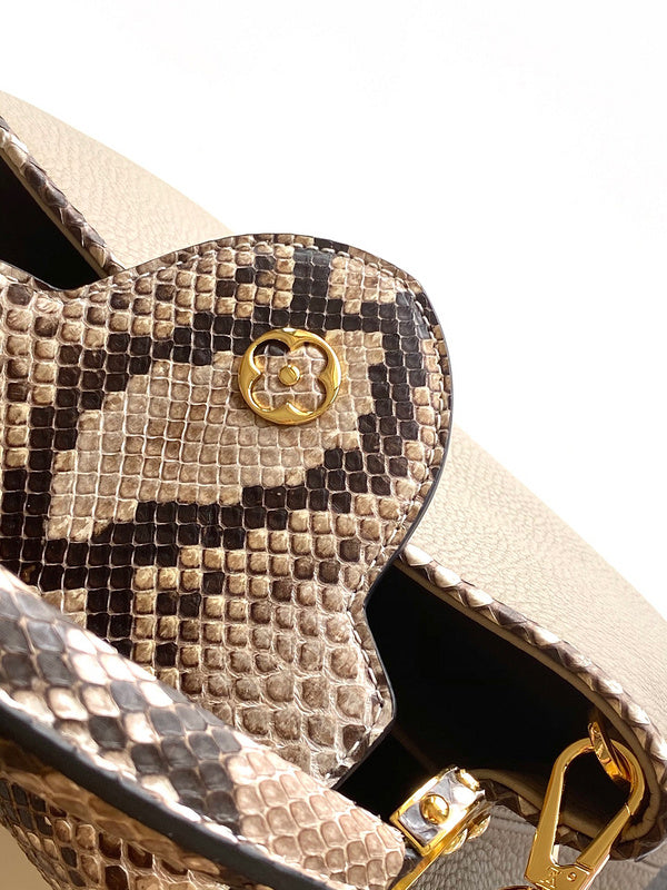 I W Fashion Lu-Vi bags - 17343