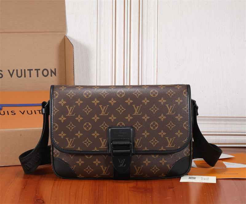 PHA - LOV Bags - 307