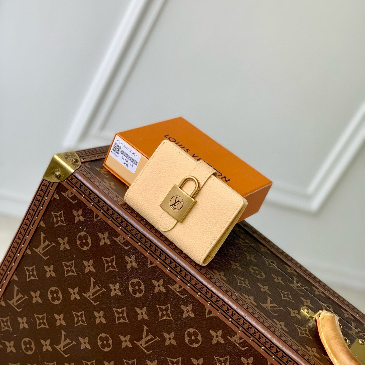 LOU LOW KEY COMPACT WALLET