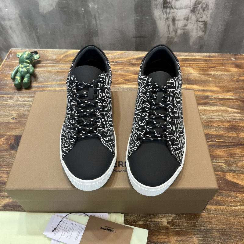 Burberry Luxury Shoes