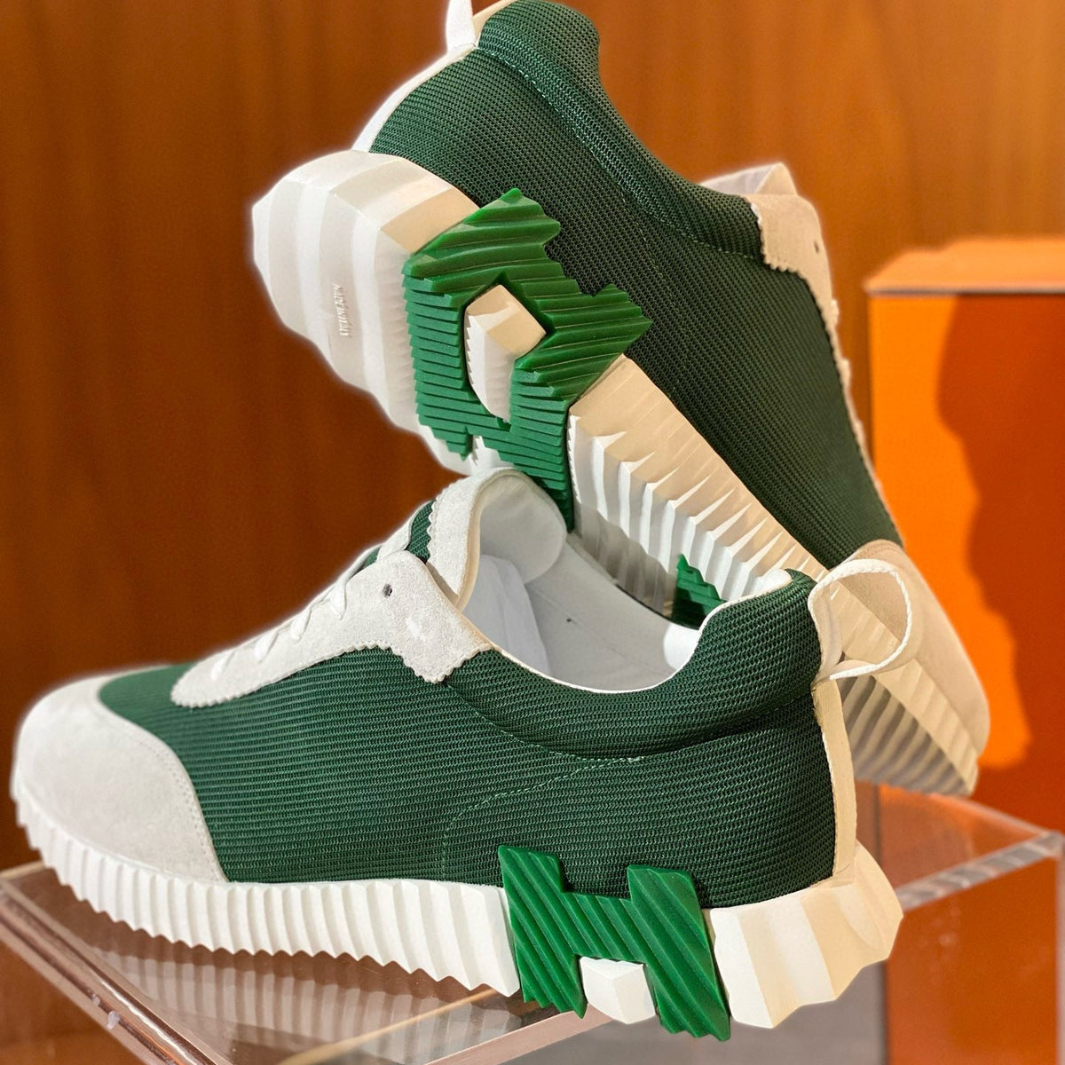 HERM BOUNCING SNEAKERS