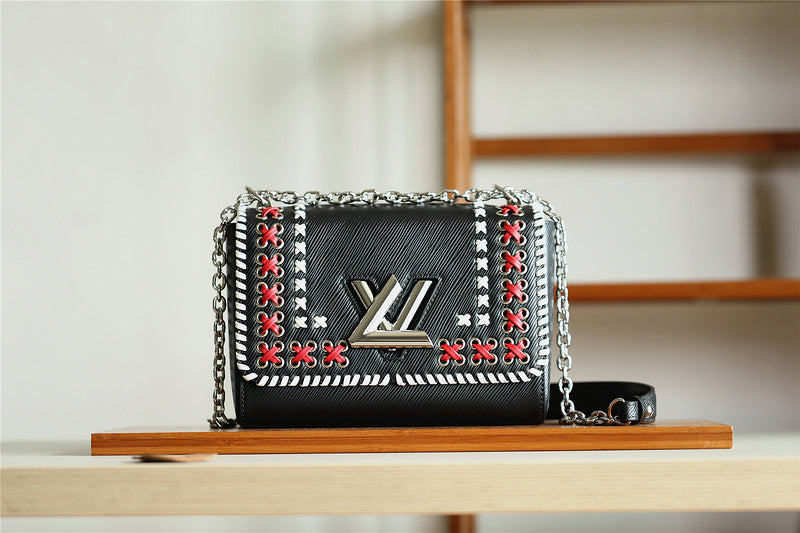 I W Fashion Lu-Vi bags - 8497