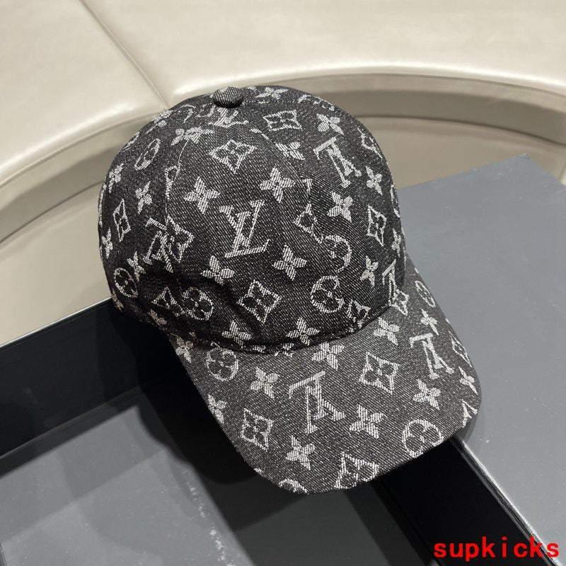 Louis Vuitton Luxury Cap