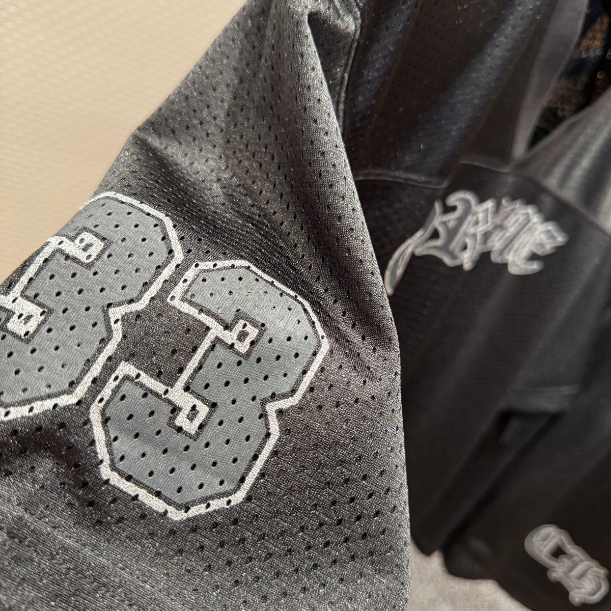 CHROME H T-SHIRT