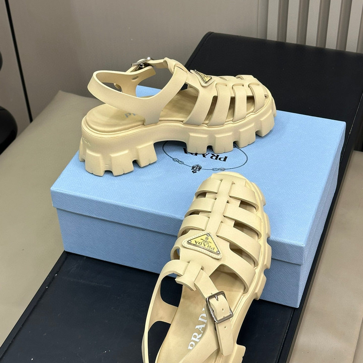PD SANDALS
