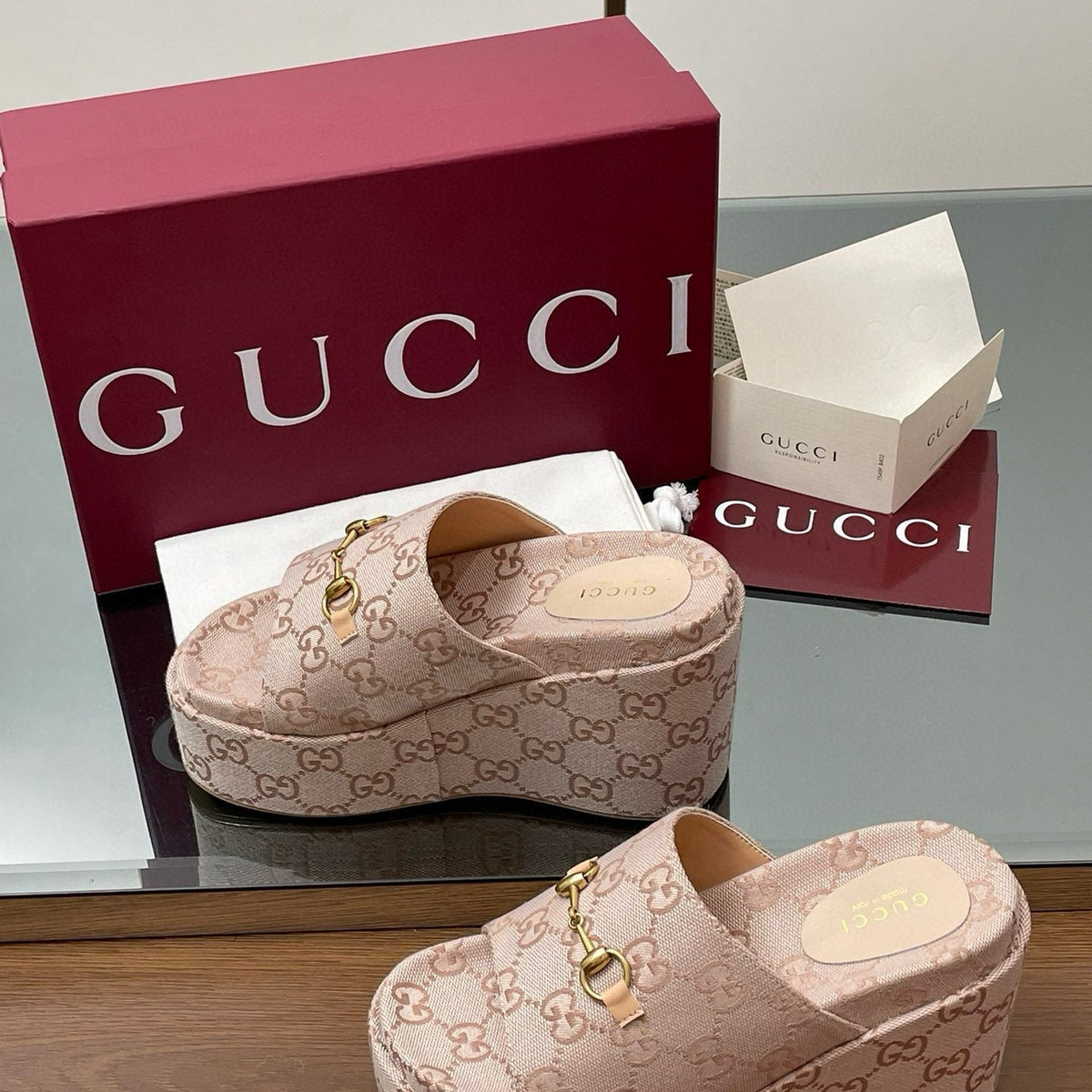 GG WEDGE SANDALS