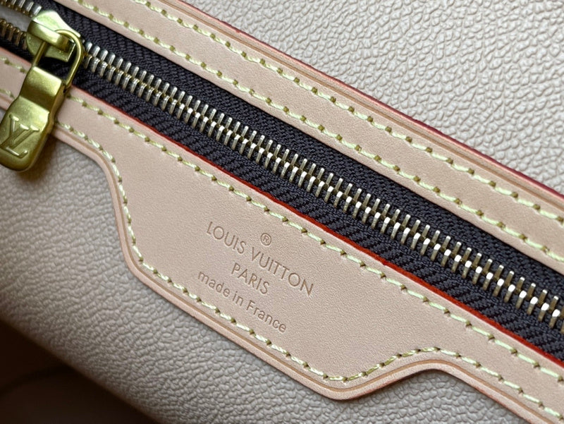 I W Fashion Lu-Vi Bags - 16671