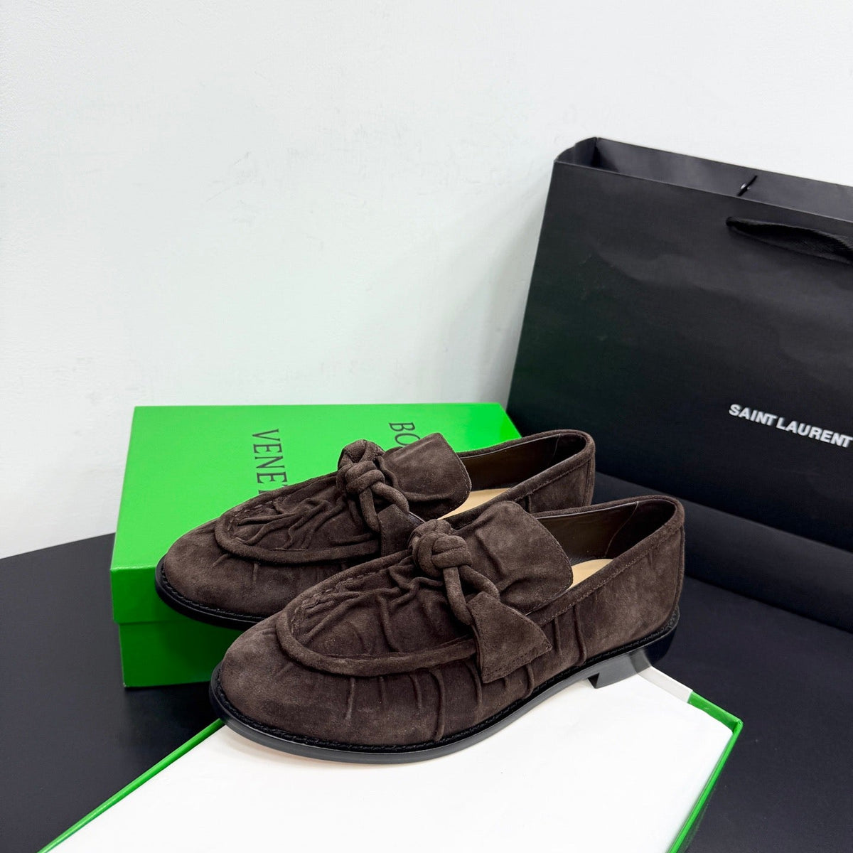 BOTT V LOAFERS