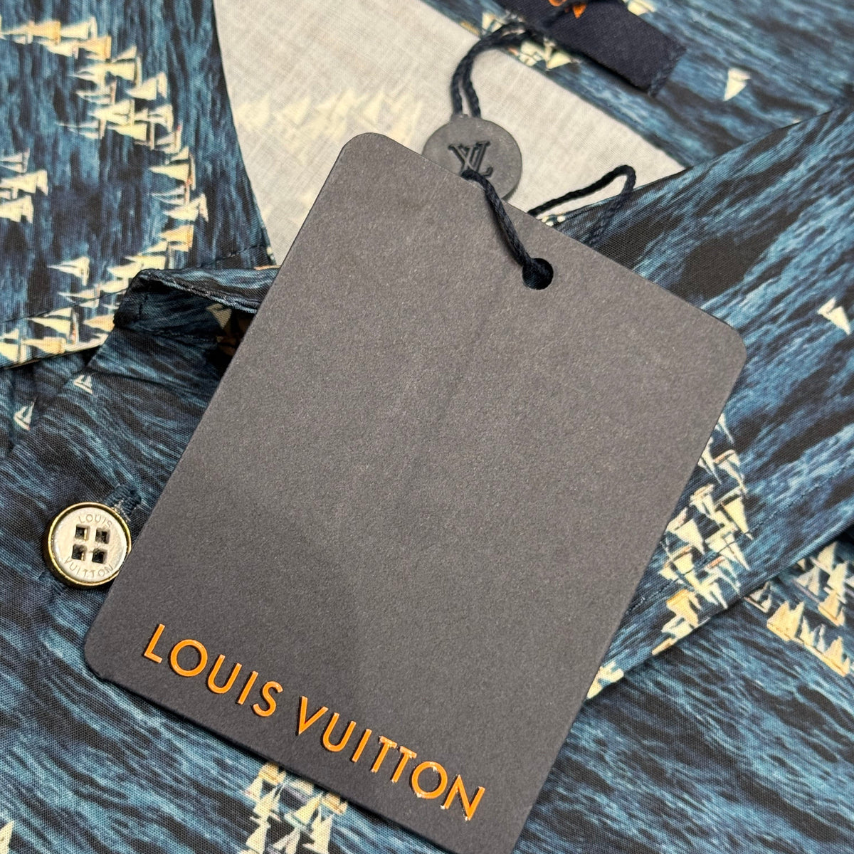 LOU SHIRT