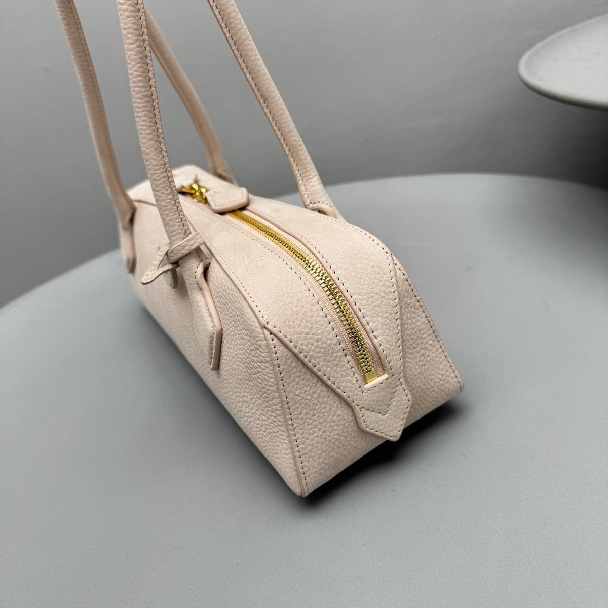 ALAIA LE TECKEL MEDIUM BAG