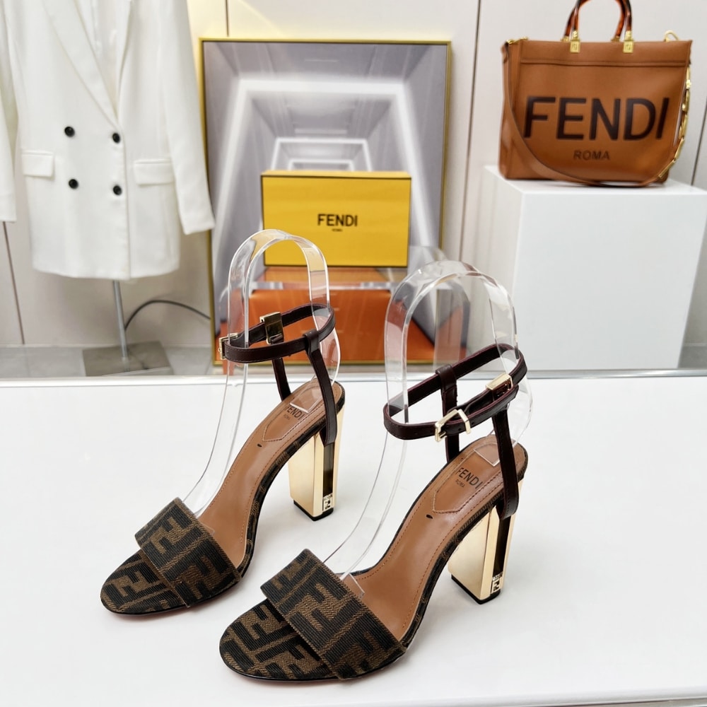 FD DELFINA  FF JACQUARD MEDIUM HEELED SANDALS BROWN  8X8663AJZFF1D1C