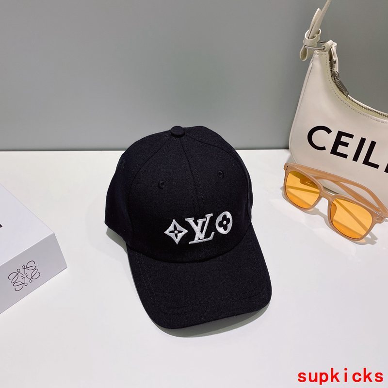 Louis Vuitton Luxury Cap