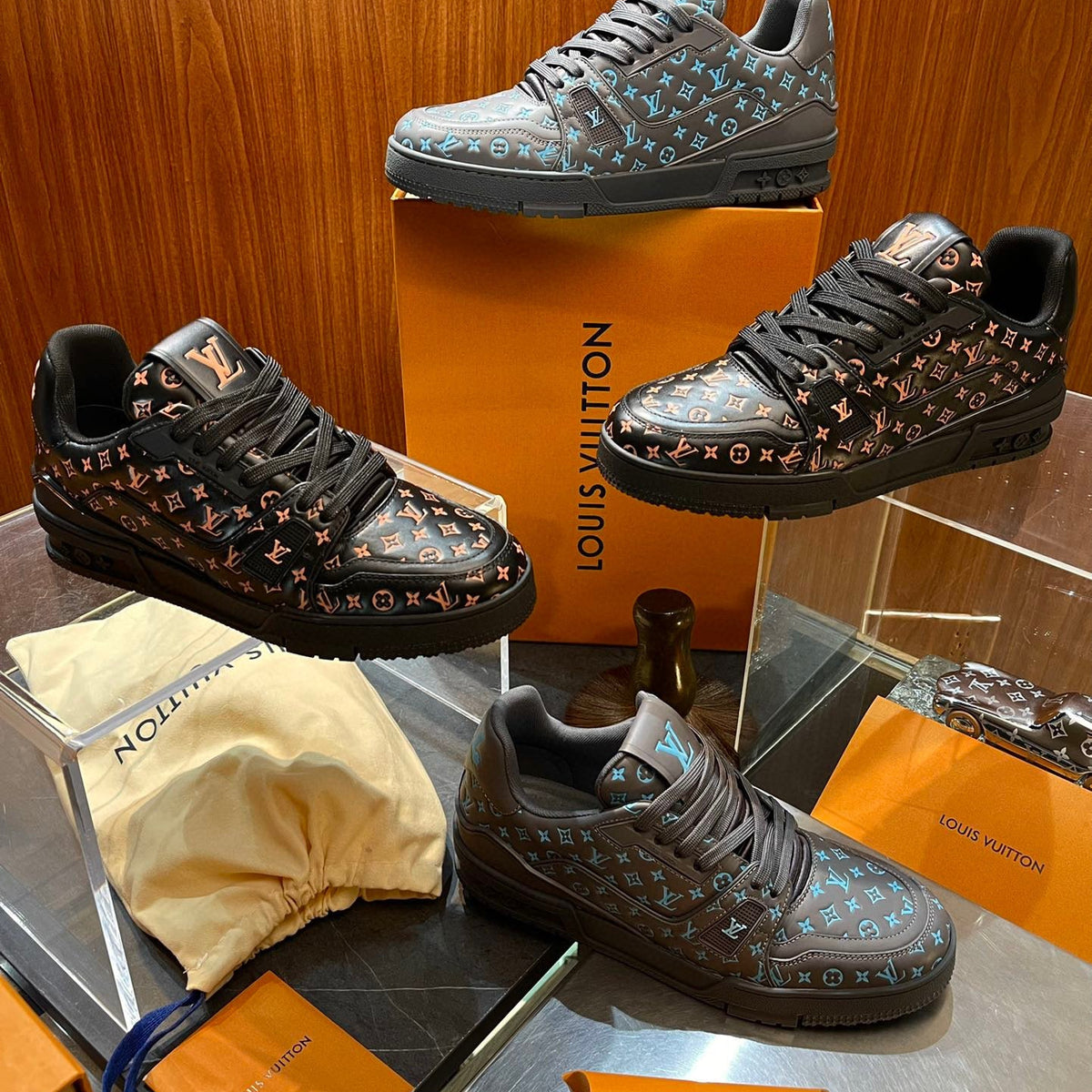 LOU TRAINERS