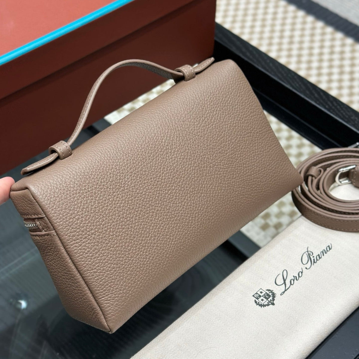 LORO P EXTRA POCKET L19 BAG