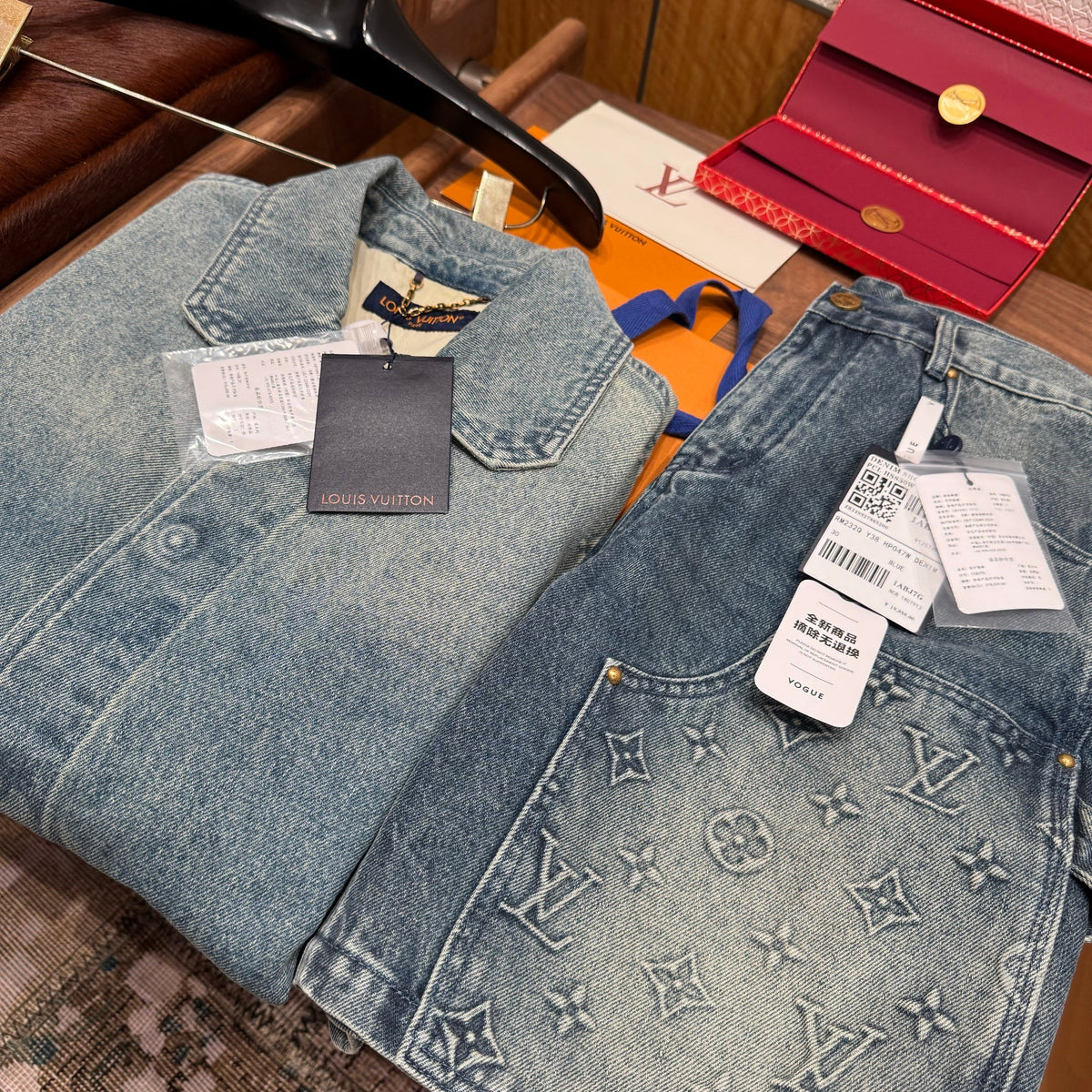 LOU DENIM SHORTS