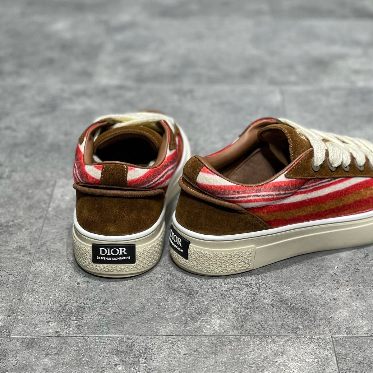 CD B33 SNEAKER