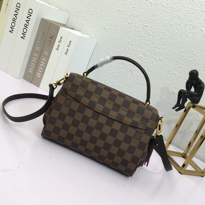 LOV2 Bags - Luxurious Bags  900