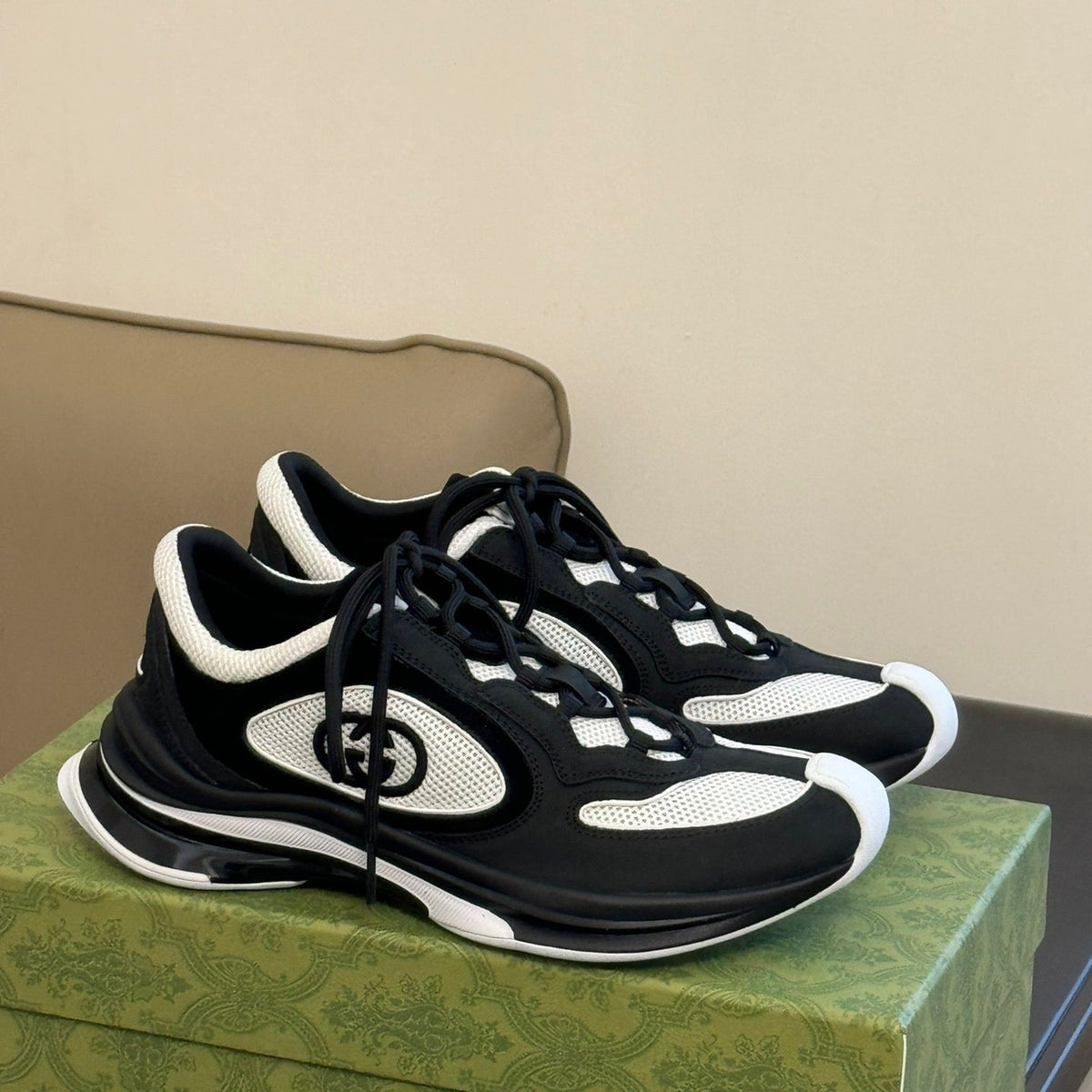 GG RUN TRAINERS