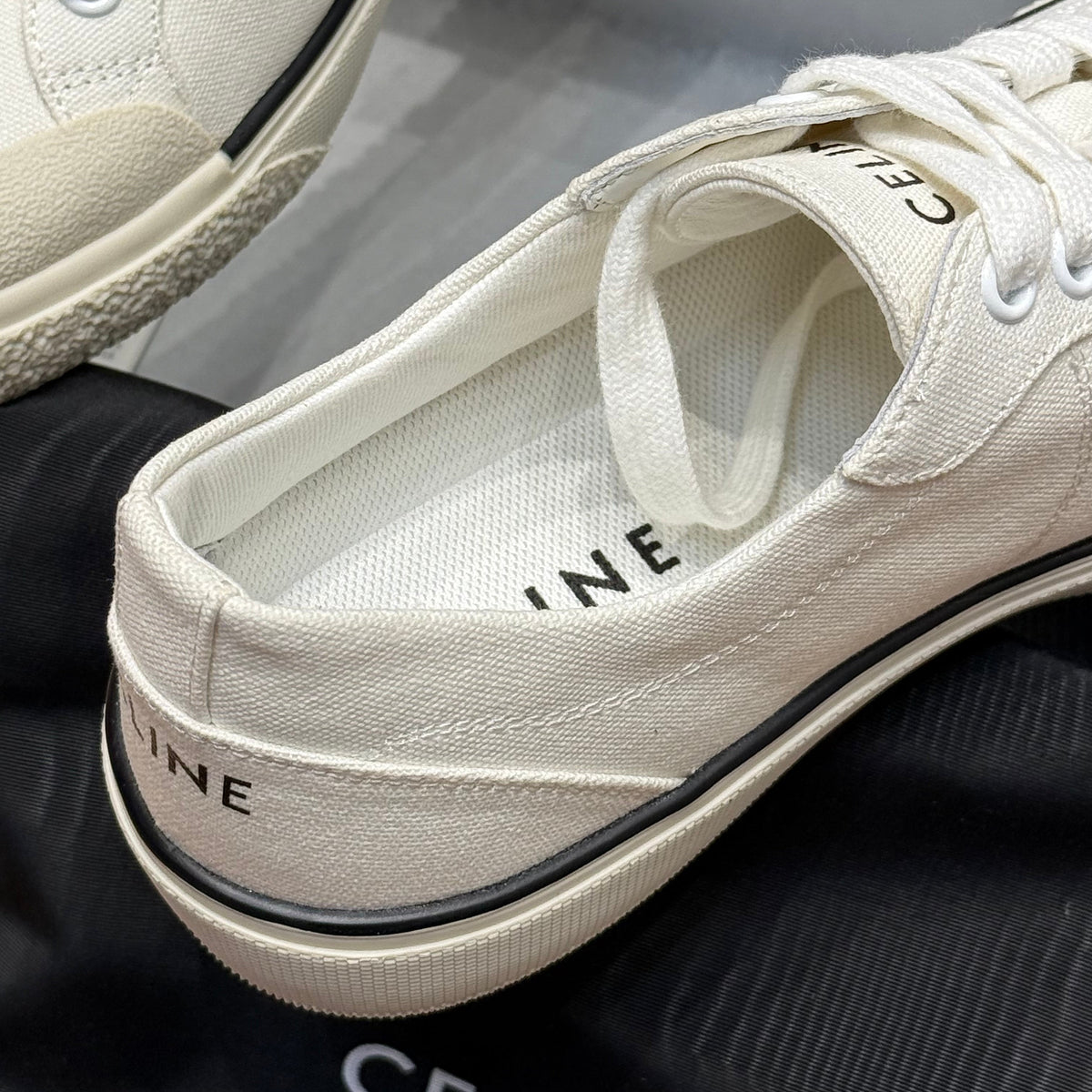 CEL SNEAKERS