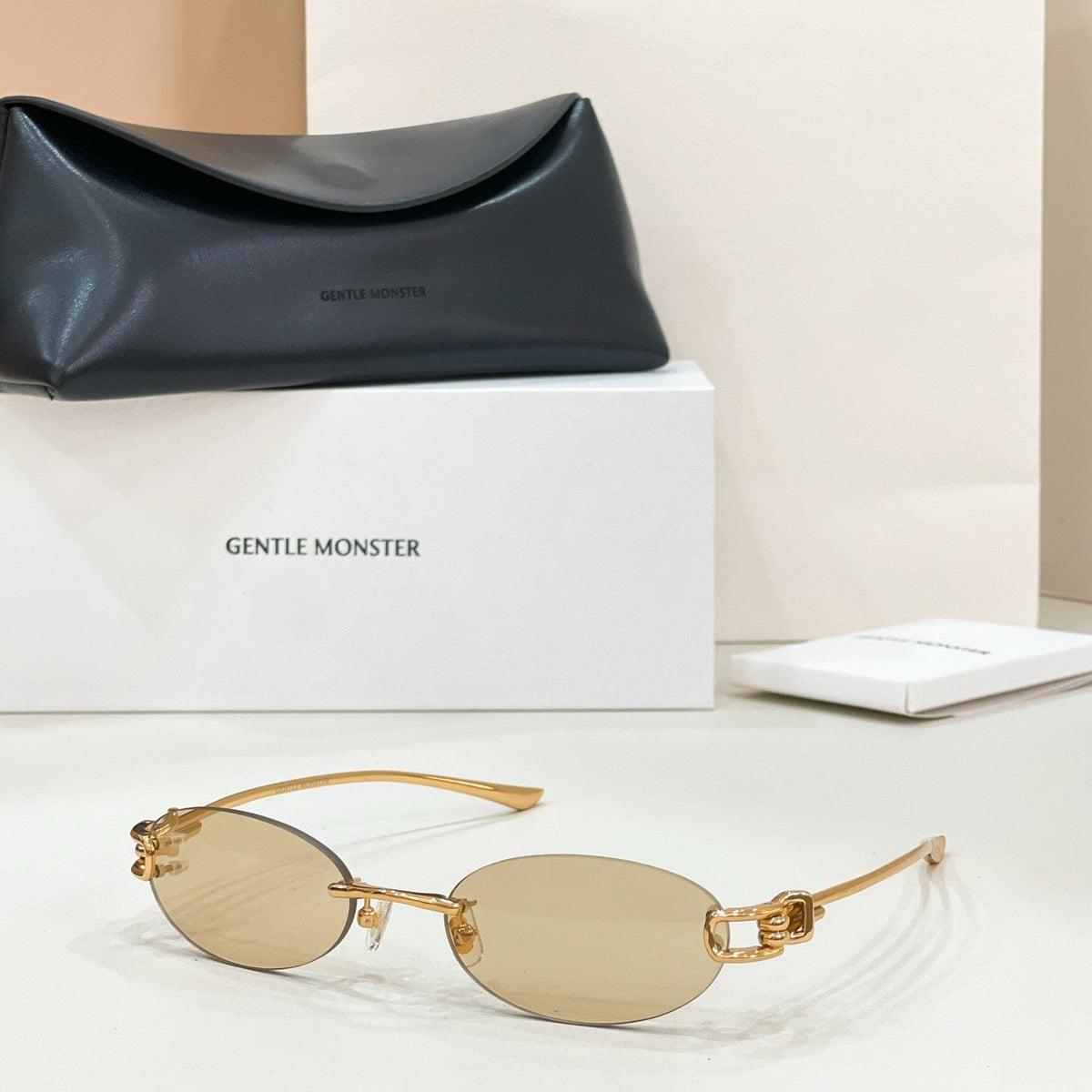 GENTLE M SUNGLASSES