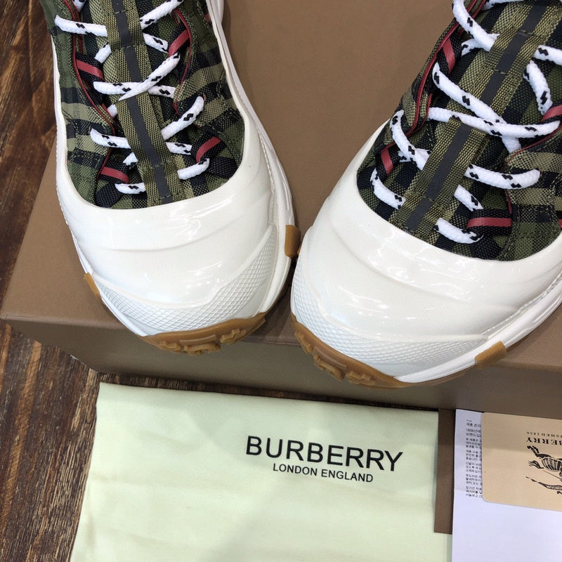 Burberry Luxury Shoes
