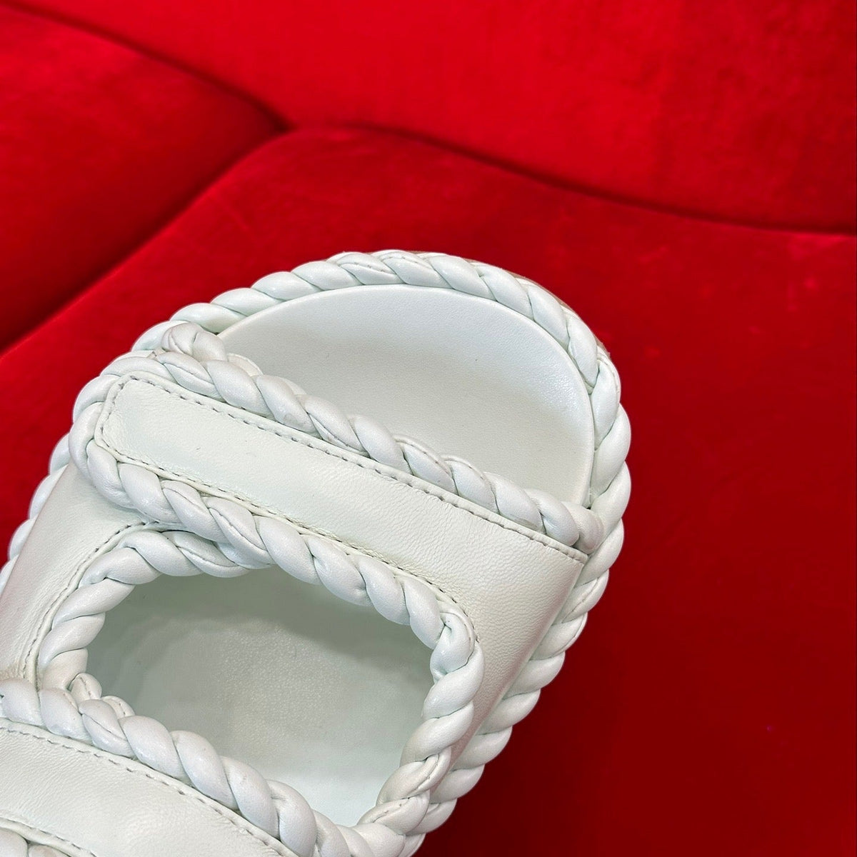 BV SANDALS