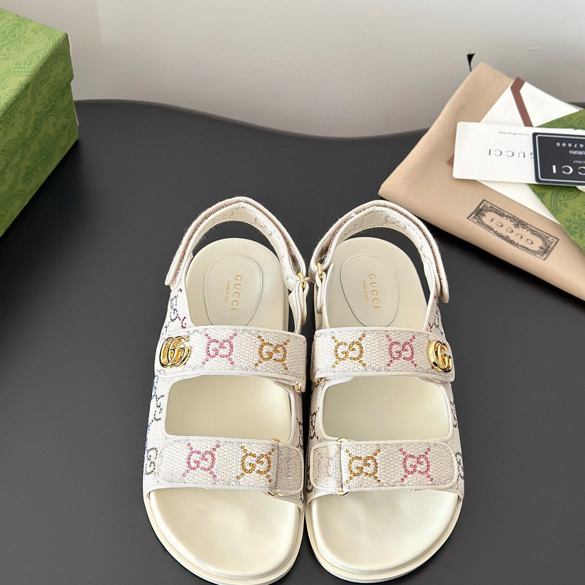 GG SANDALS