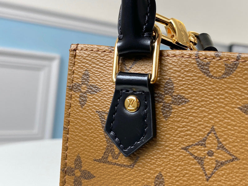 I W Fashion Lu-Vi bags - 17092