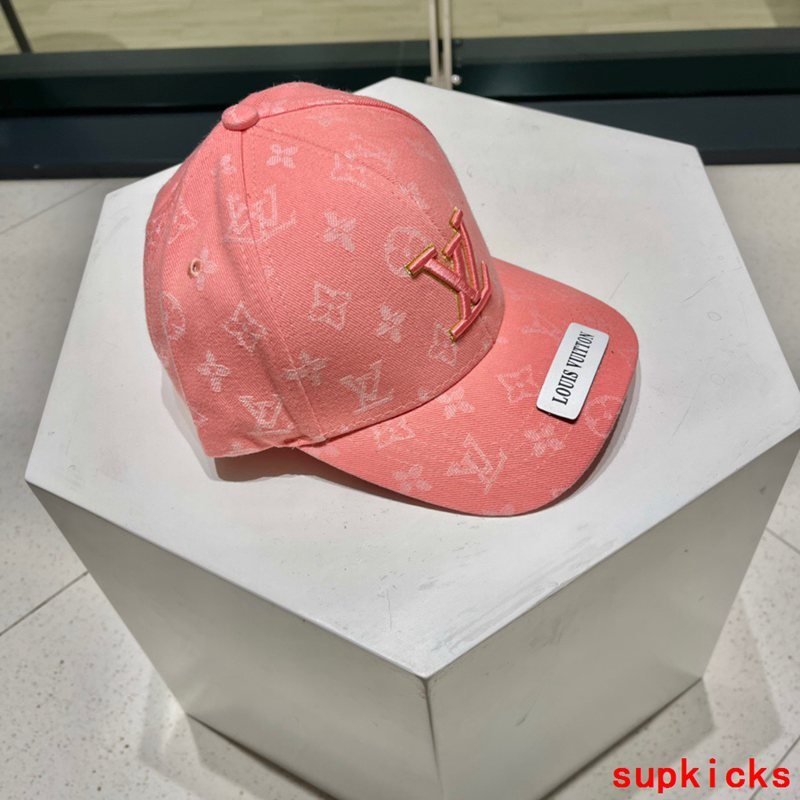 Louis Vuitton Luxury Cap