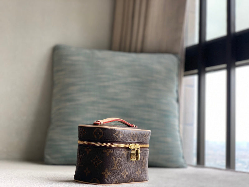 PHA - LOV Bags - 370