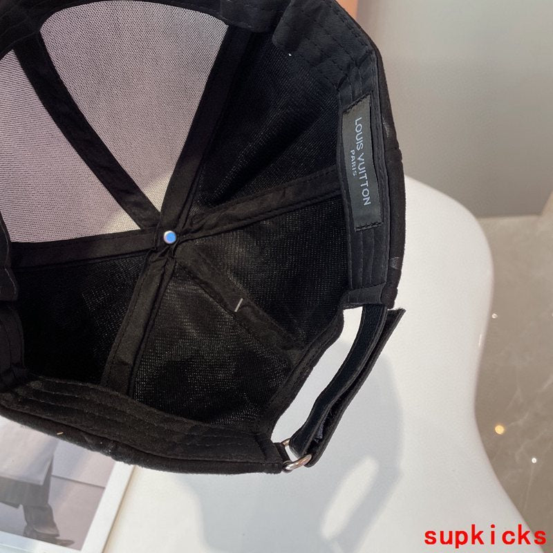 Louis Vuitton Luxury Cap