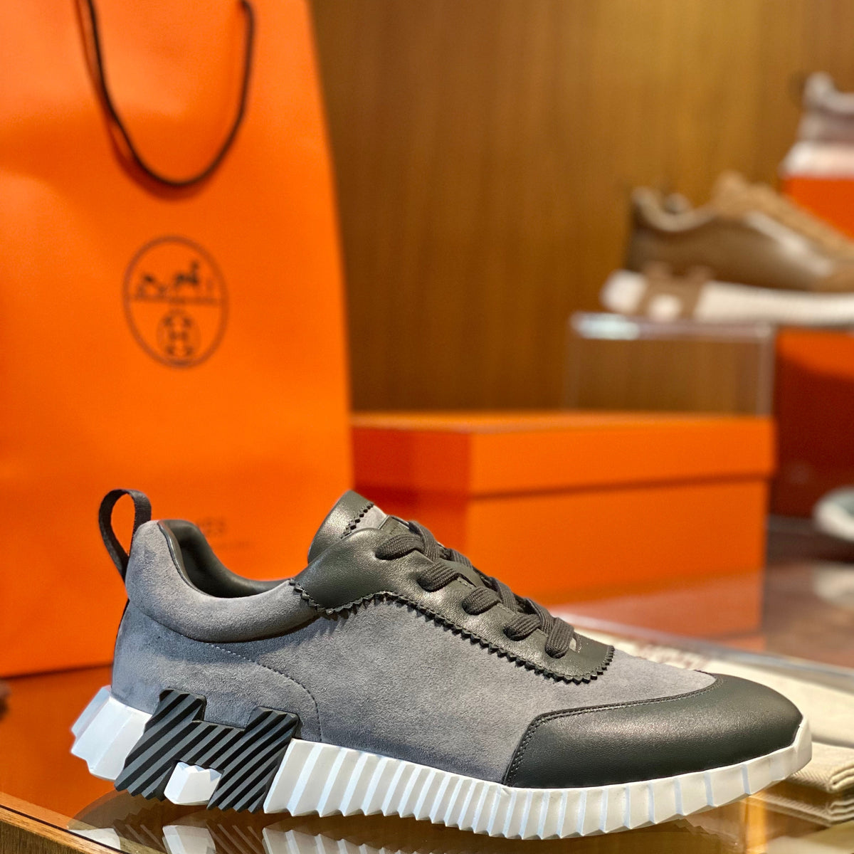 HERM BOUNCING SNEAKERS