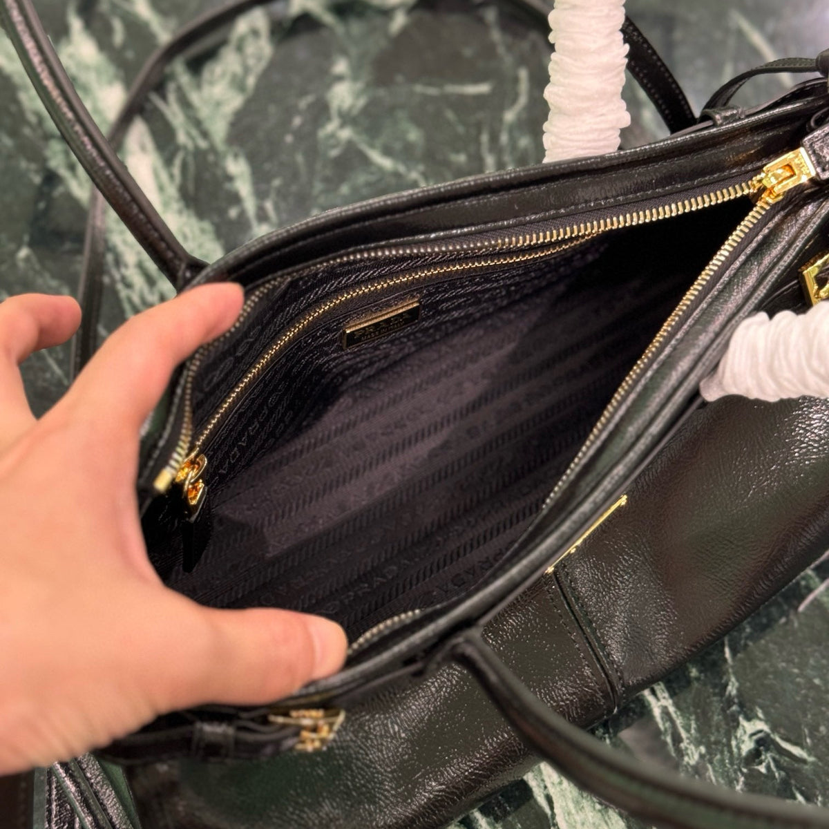 PD MEDIUM LEATHER HANDBAG