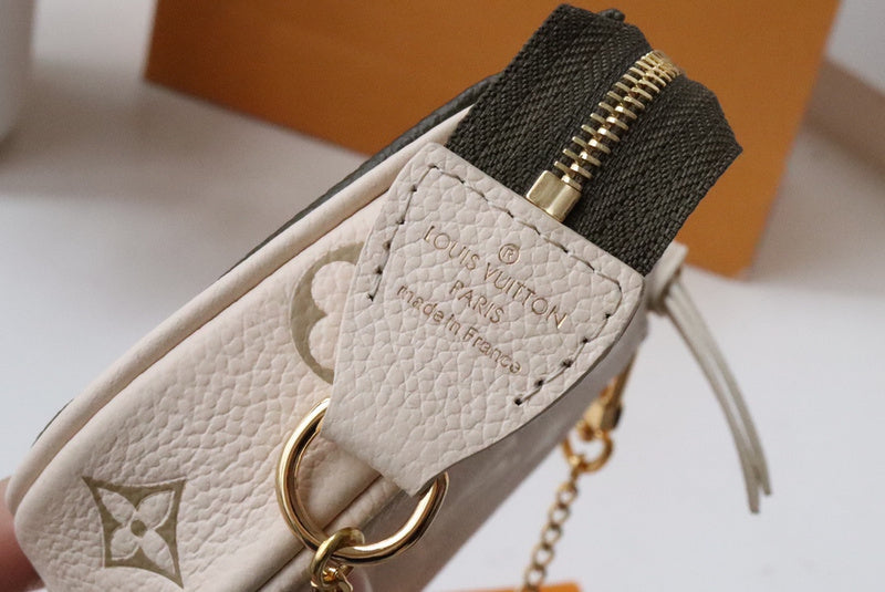 I W Fashion Lu-Vi Bags - 16859