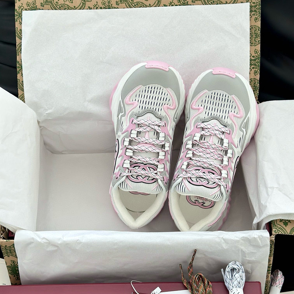 GG RIPPLE TRAINERS