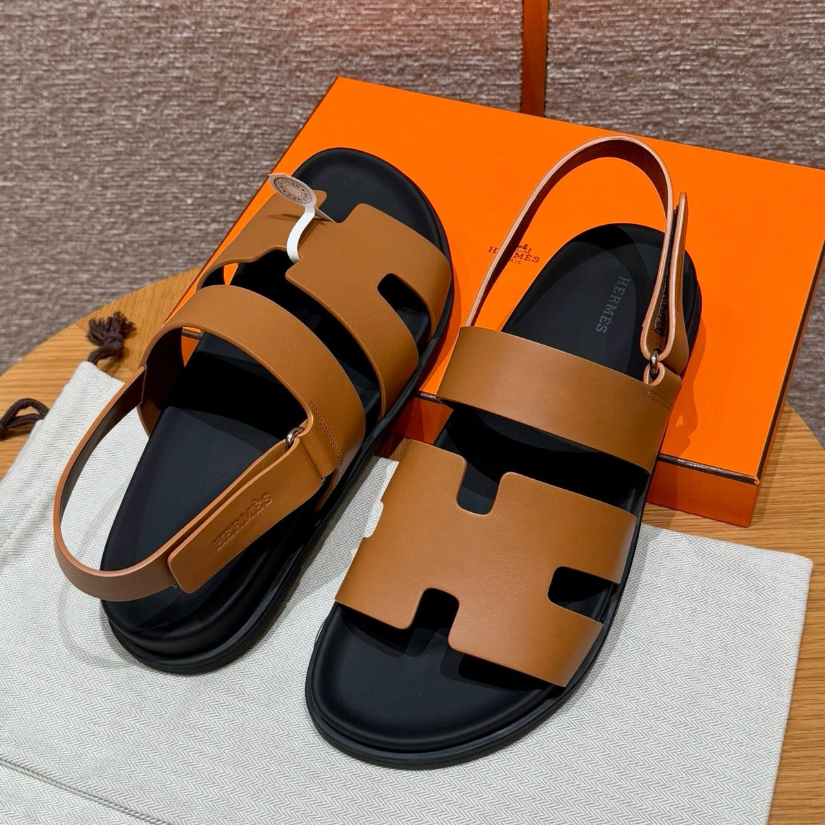 HERM GENIUS SANDALS