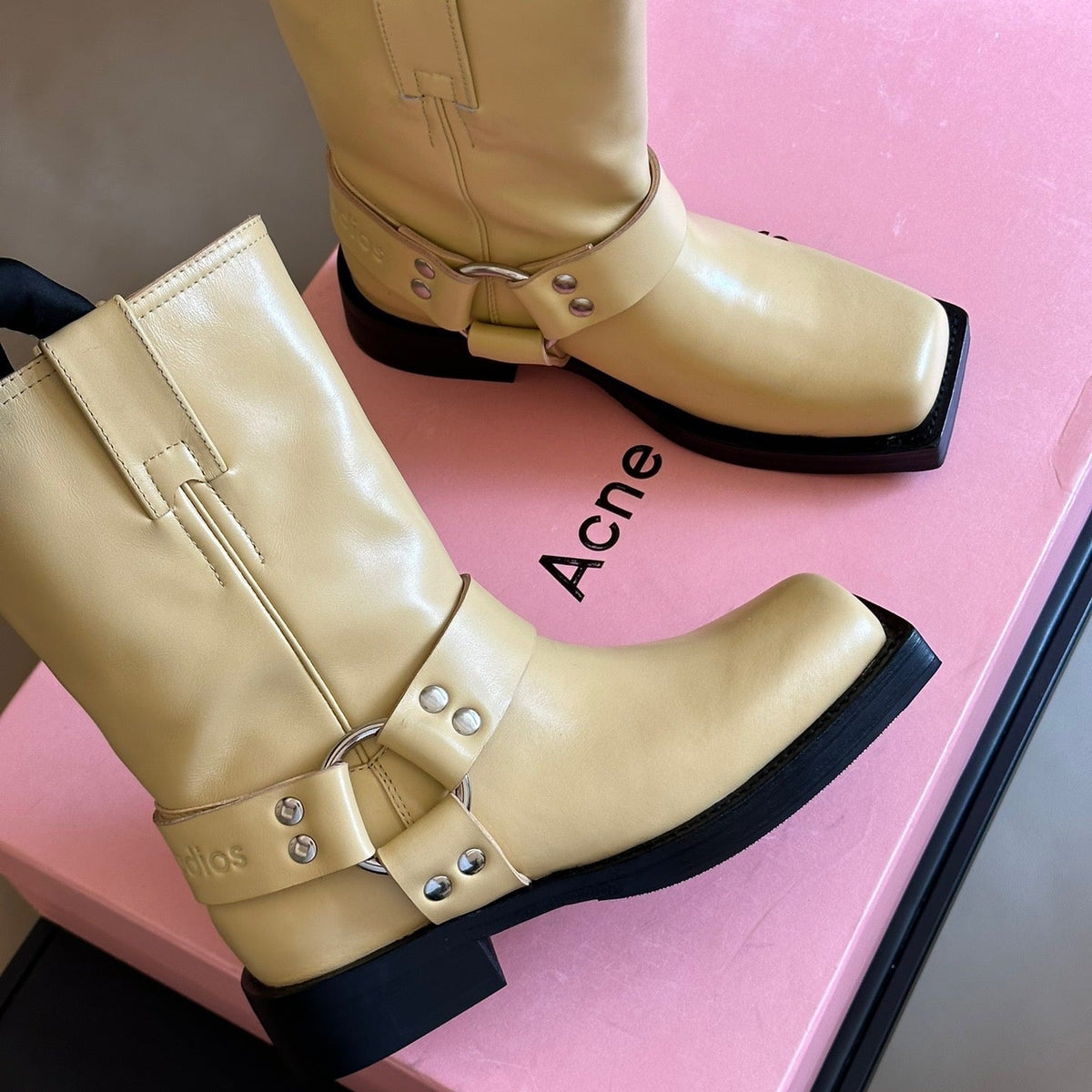 ACNE BOOTS