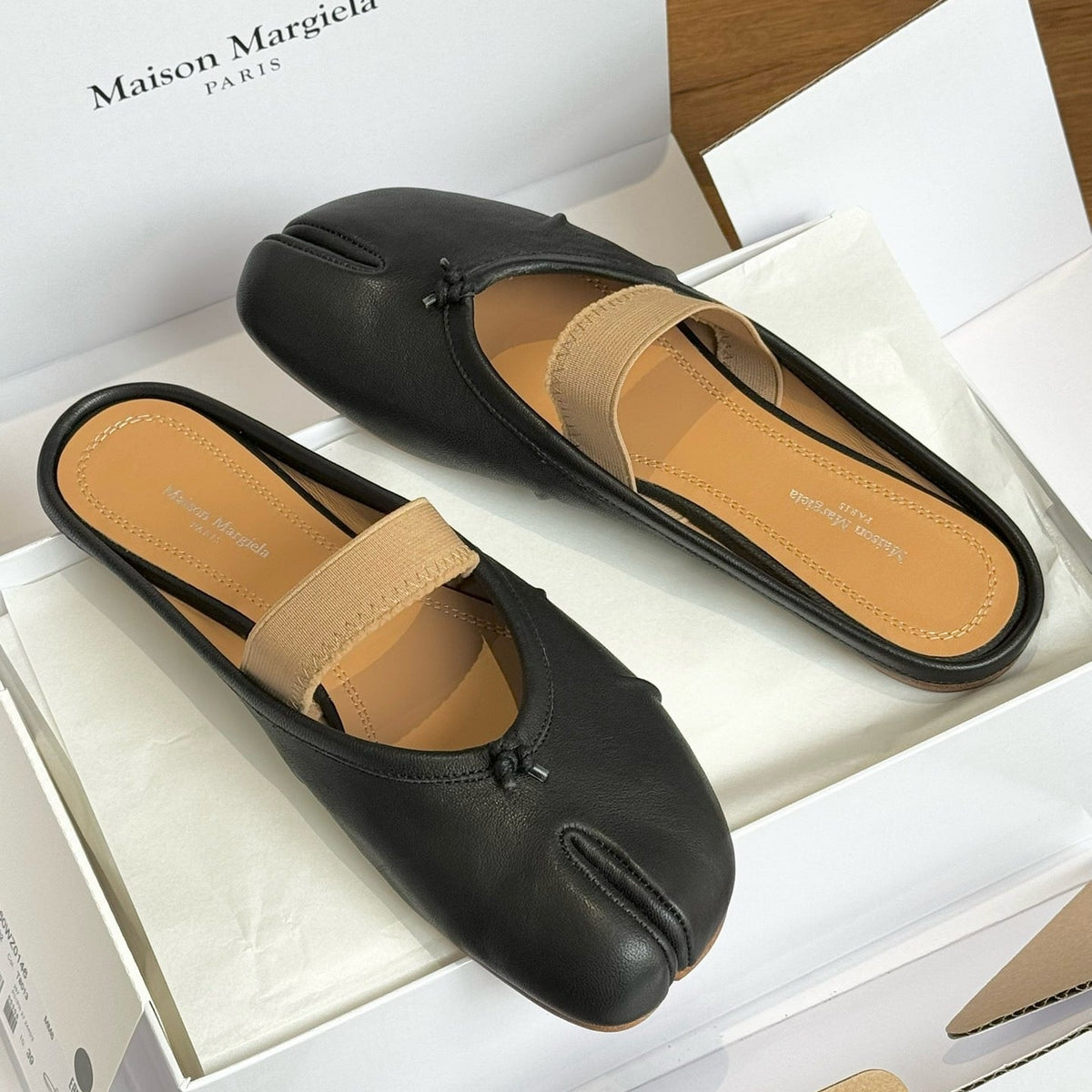 MAISON M TABI BALLET FLATS