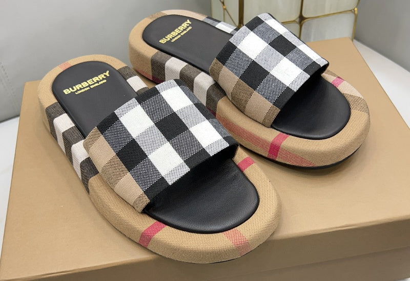 Burberry Luxury Shoes