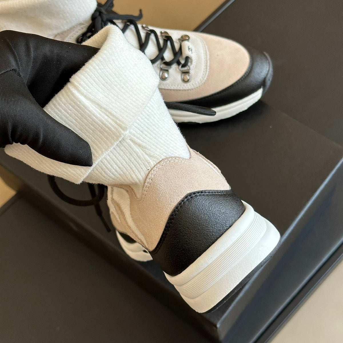 CC TRAINERS